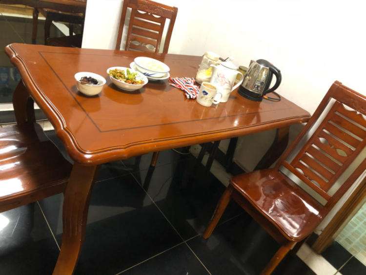 宜兴二手桌椅板凳收售